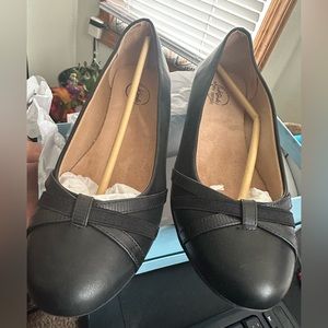 Brand New Life Stride Abigail Black Flats 11W